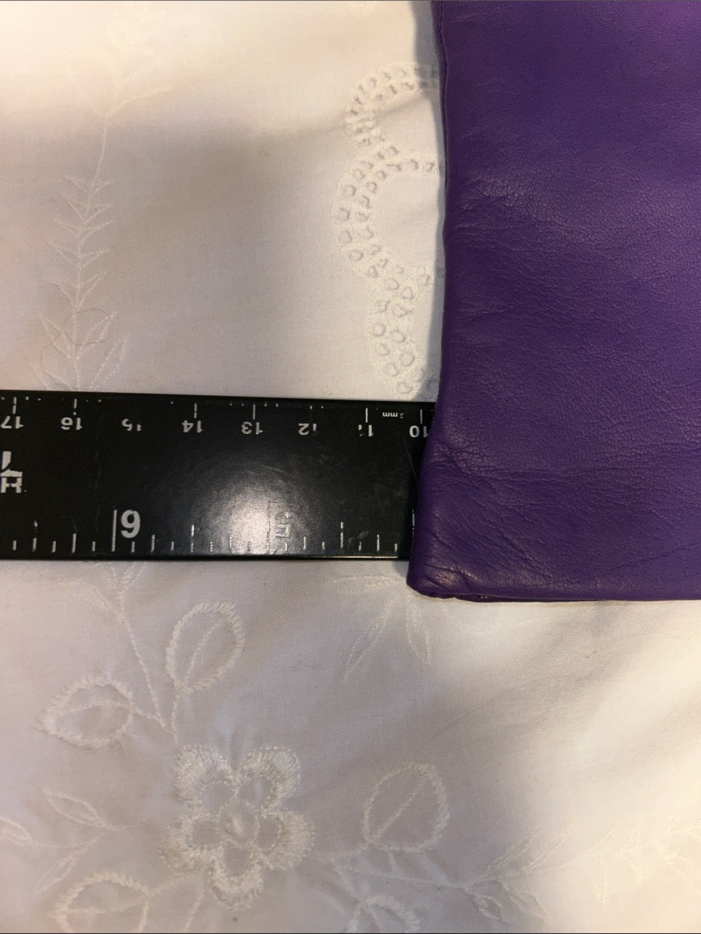 Lands' End Women's Cashmere-Lined Deep Violet Leather Small 6 1/2 Gloves - Picture 11 of 11